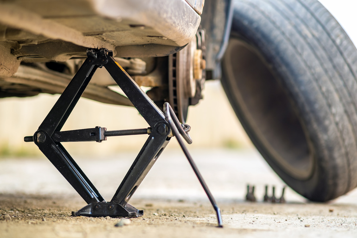 Changing a flat tire