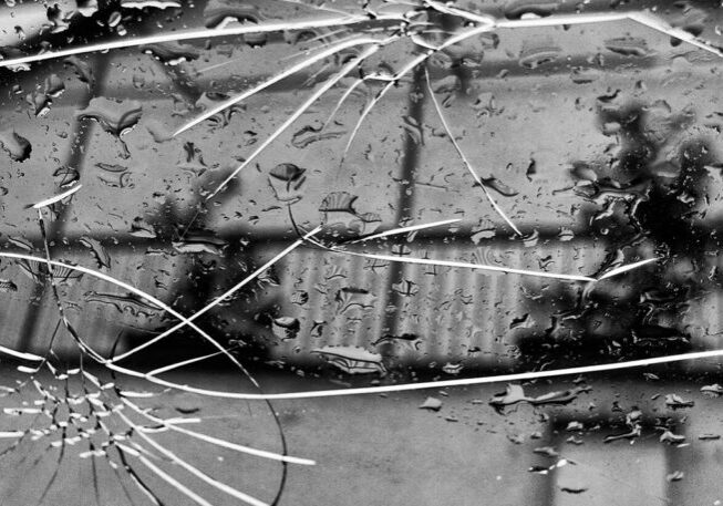 broken-windshield