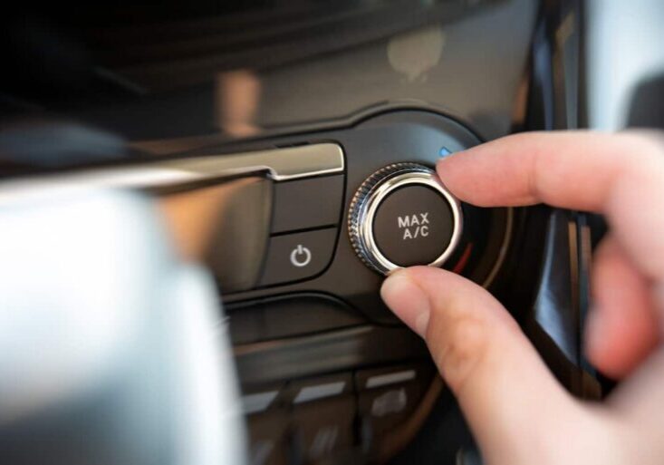 car-air-condition-knob-set-to-max